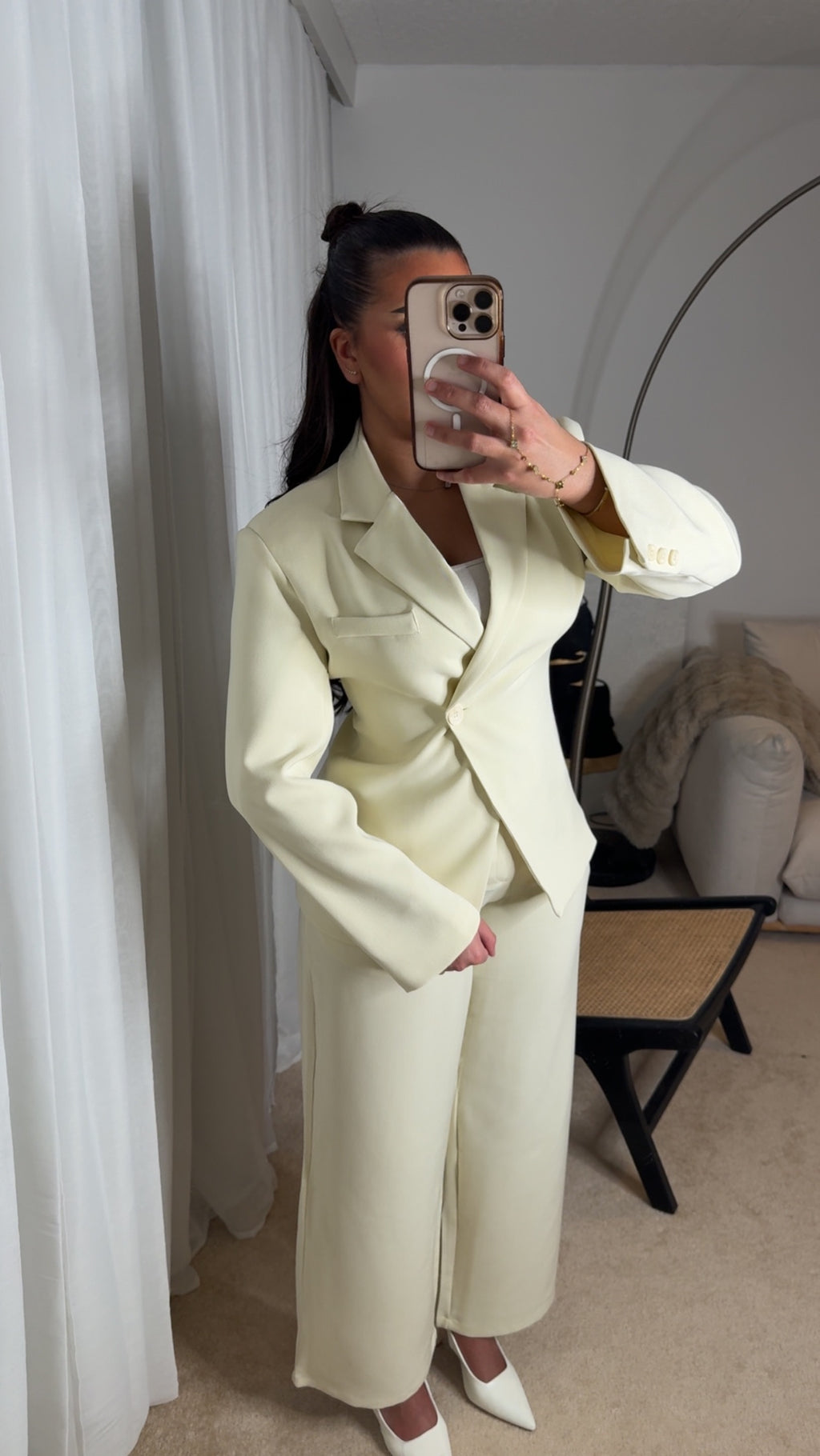 Tailleur Elégance Impériale - Jaune Lumière